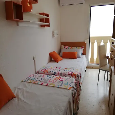 Ideally Located On Apartman Port Saplaya